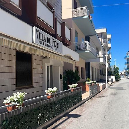 Hotel Villa Dei Fiori Bellaria-Igea Marina Exterior foto