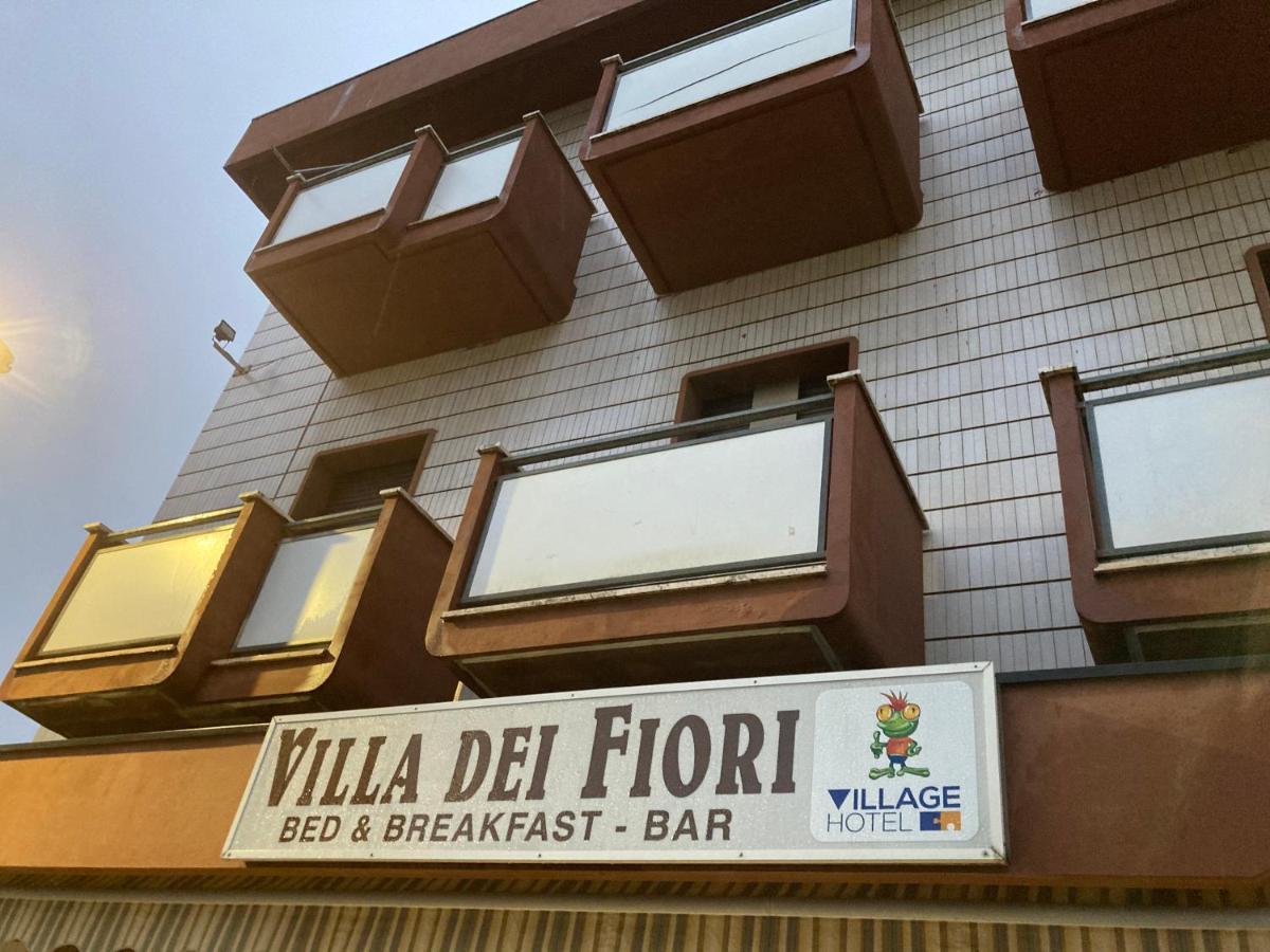 Villa Dei Fiori Bellaria-Igea Marina Exterior foto